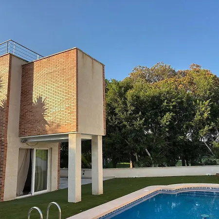 Exclusive In Golf Near The