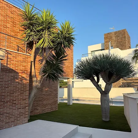 Вилла Exclusive In Golf Near The